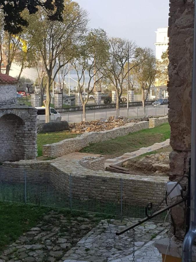 Apartment Trixi Maksimijan Pola Esterno foto