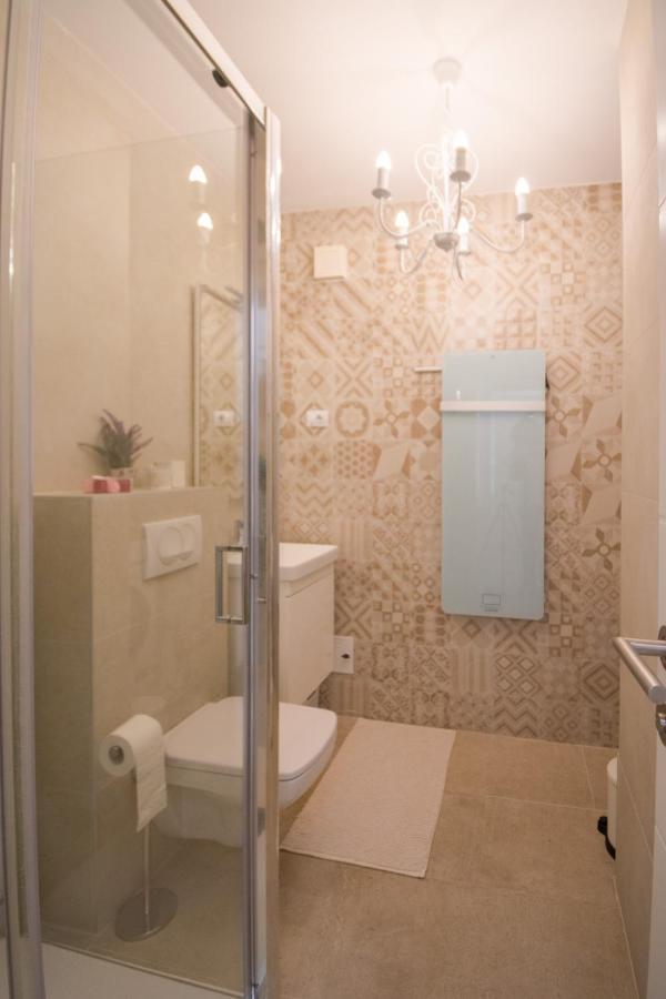 Apartment Trixi Maksimijan Pola Esterno foto