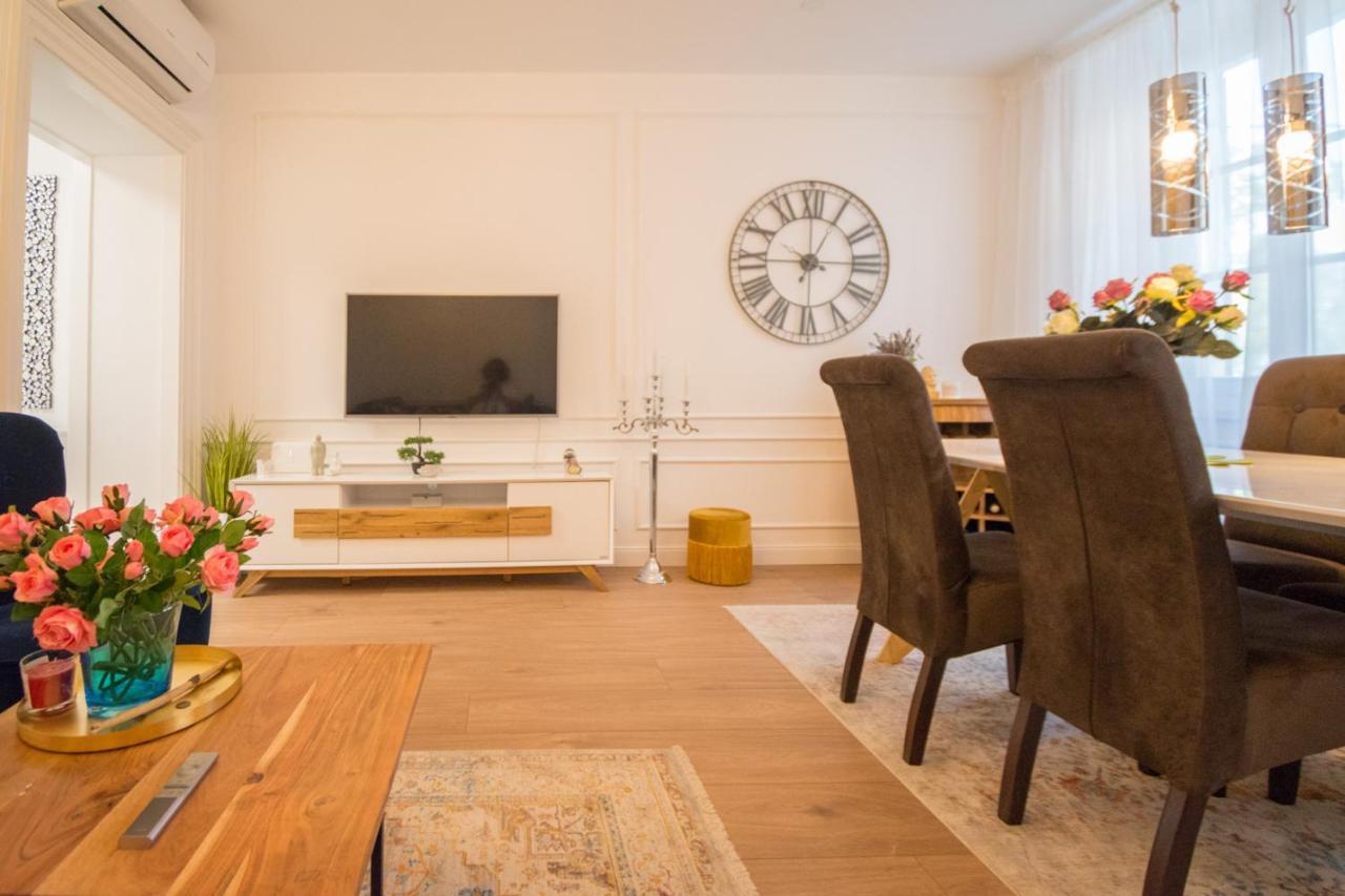 Apartment Trixi Maksimijan Pola Esterno foto